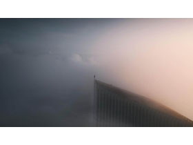 两张现代商业建筑PPT背景图片-第一PPT